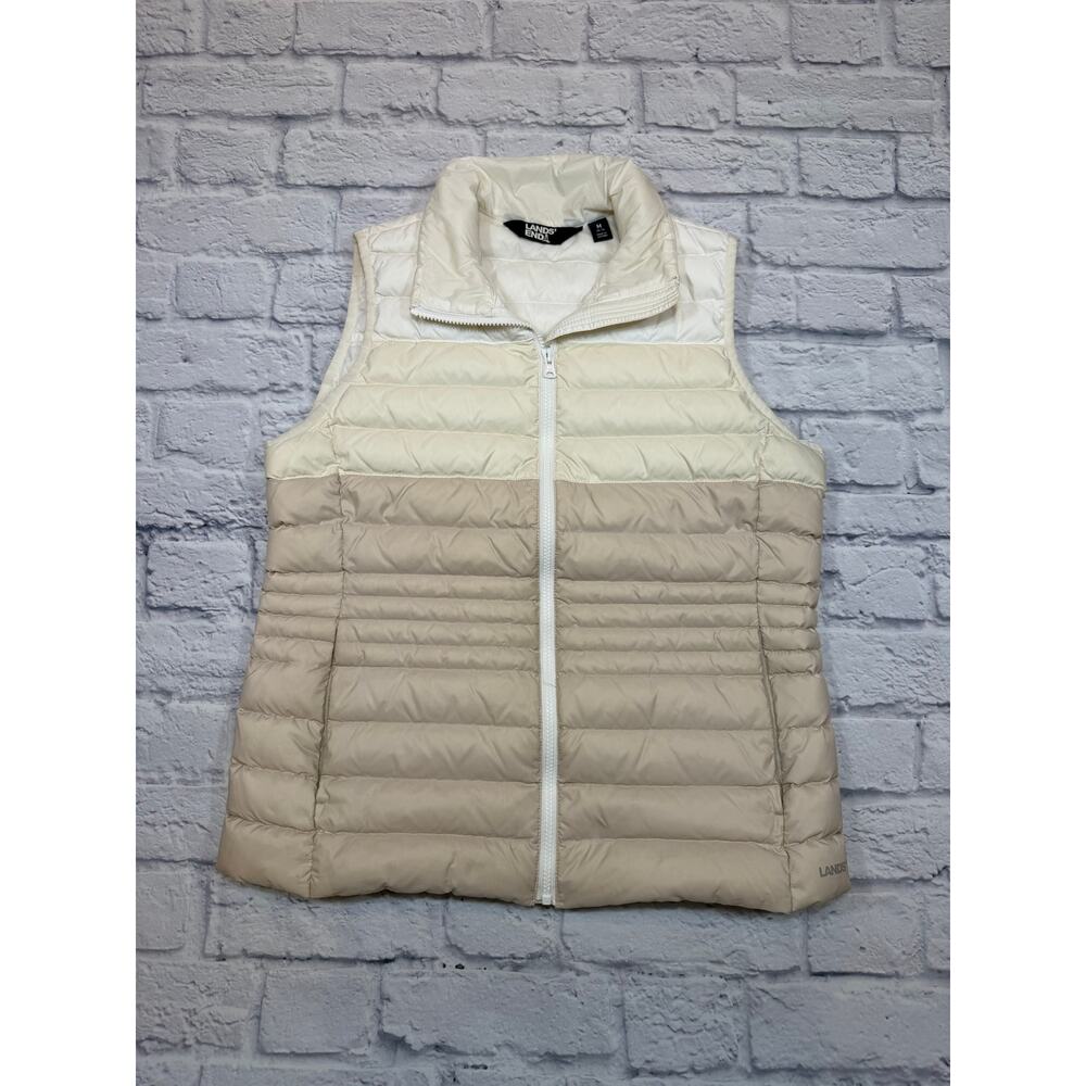 Lands End Color block Down Vest Ivory size M 10-12 SMALL DOT on back